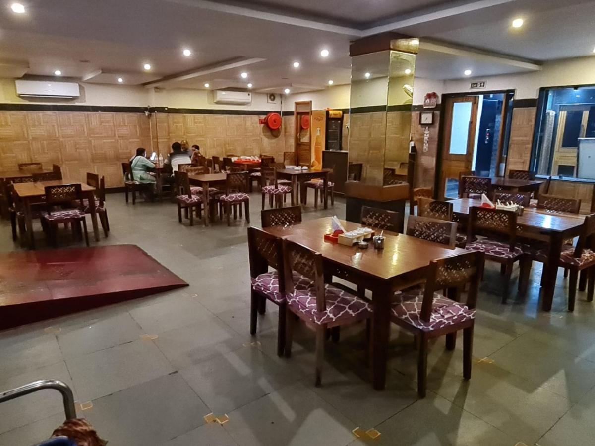 美高梅金殿酒店 斯里卡拉哈斯蒂 外观 照片